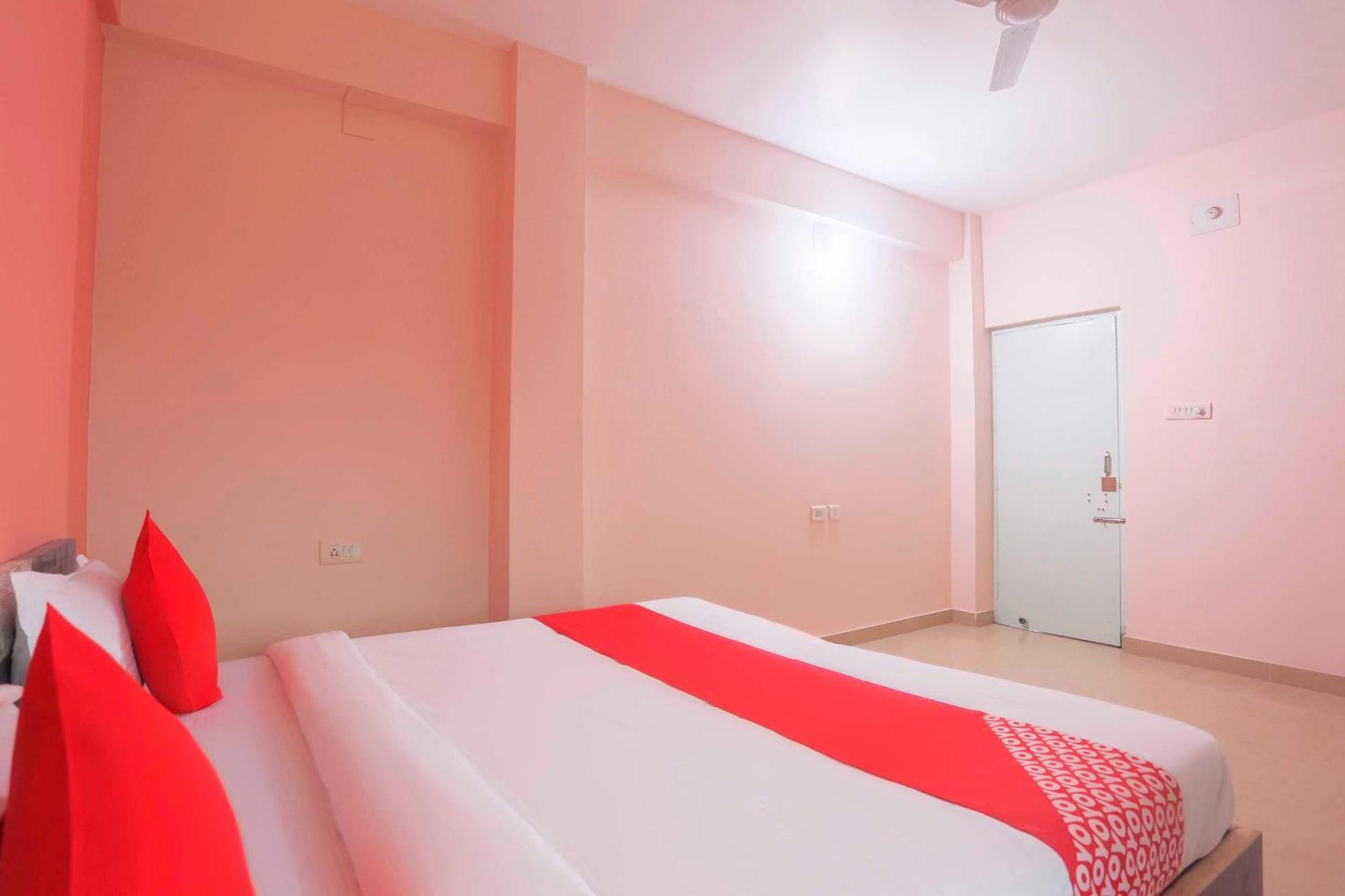 Super Hotel O Avigna Residency Bhuvanesvar Kültér fotó